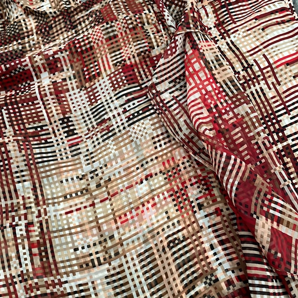 WHBM Shades of Red Cascading Asymmetrical Sleeveless Blouse - Picture 4 of 8